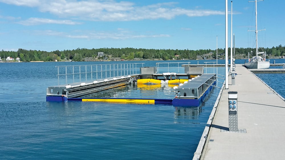 The Drive-in Boatwash Bigwash machine.