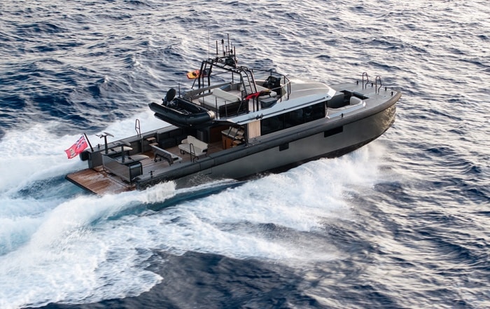 Vandal 60 chase boat voyaging at speed.