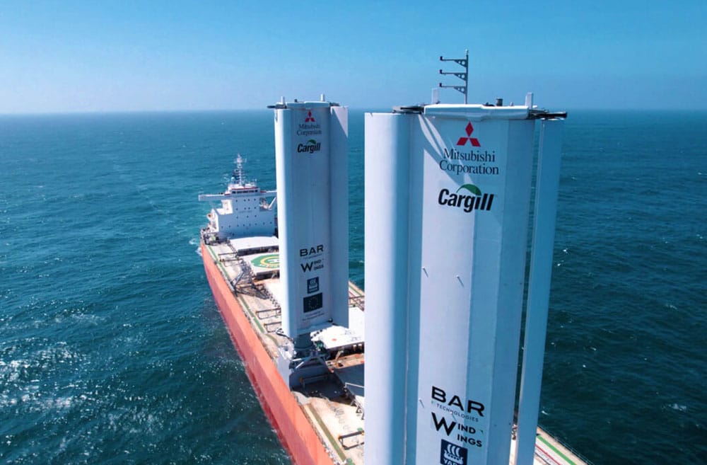 BAR Technologies WindWings ® rigid sail technology