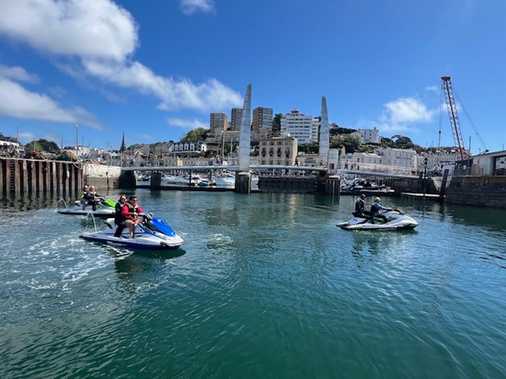 New Wave Club, a premier boat and jetski membership club - Torquay Marina