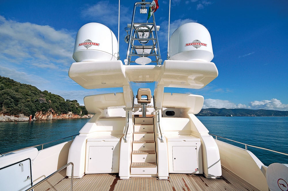 Test driving the Mochi Long Range 23 under electric power 