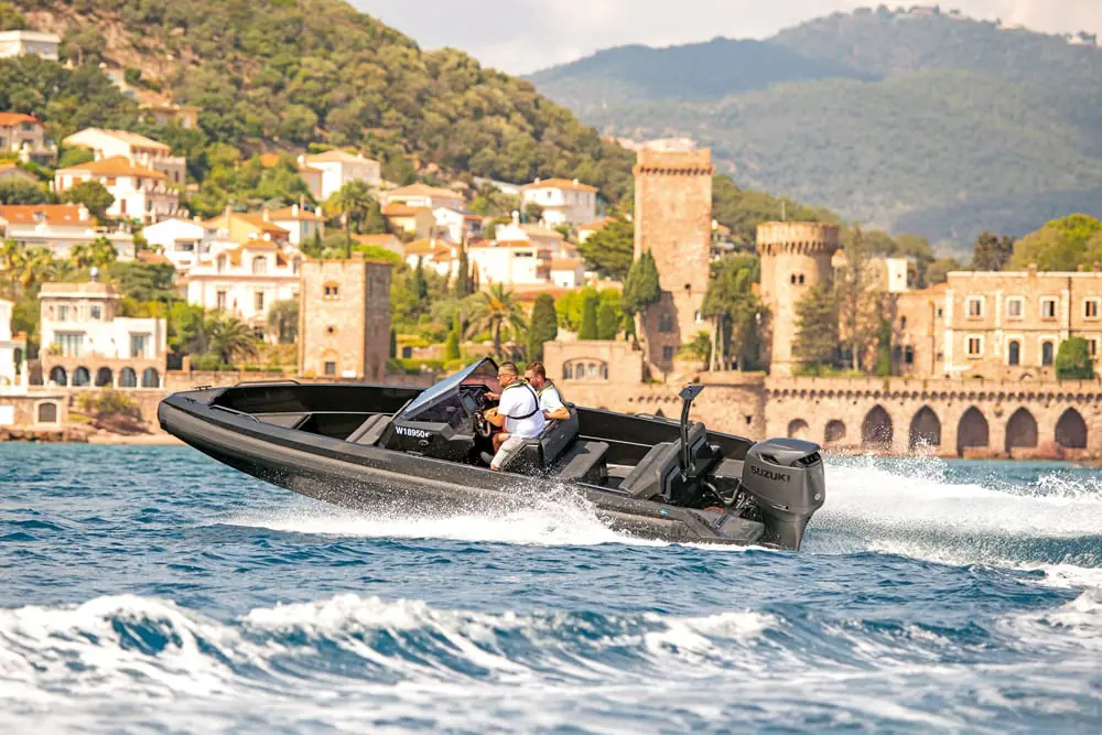 Suzuki DF250 Kuro - Powerboat and RIB