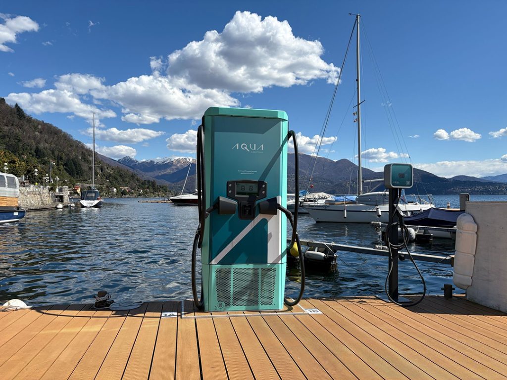 Aqua superPower charging station installed on a marina dock.