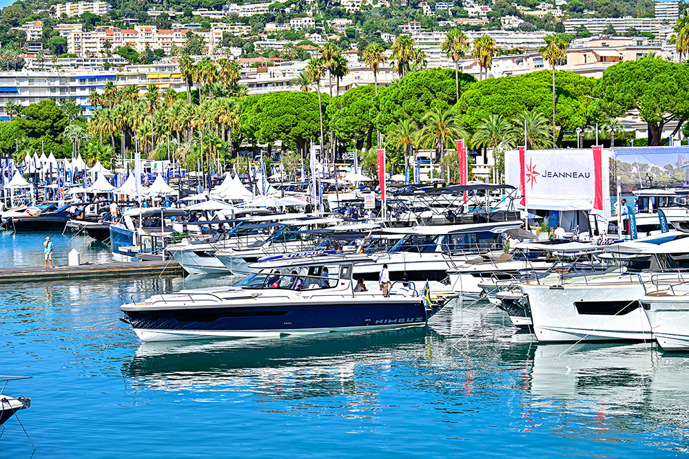 Powerboat and RIB