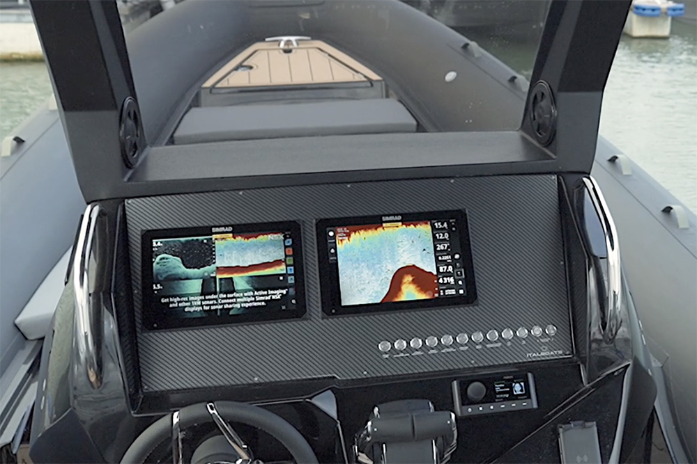 Italboats Stingher console showing navigation MFDs