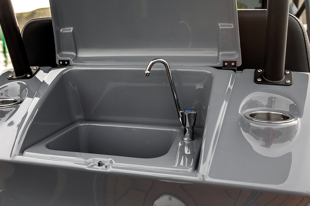 Galley sink to G680 RIB showing lid up and tap.