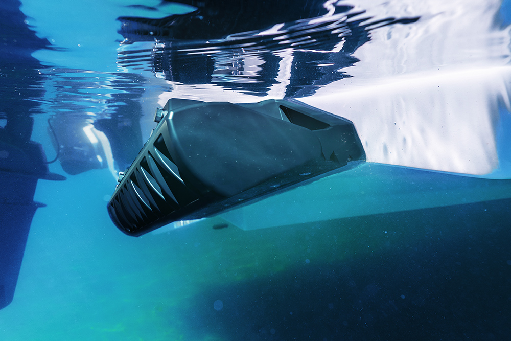 Underwater view of Seakeeper RIDE fitted to vessel
