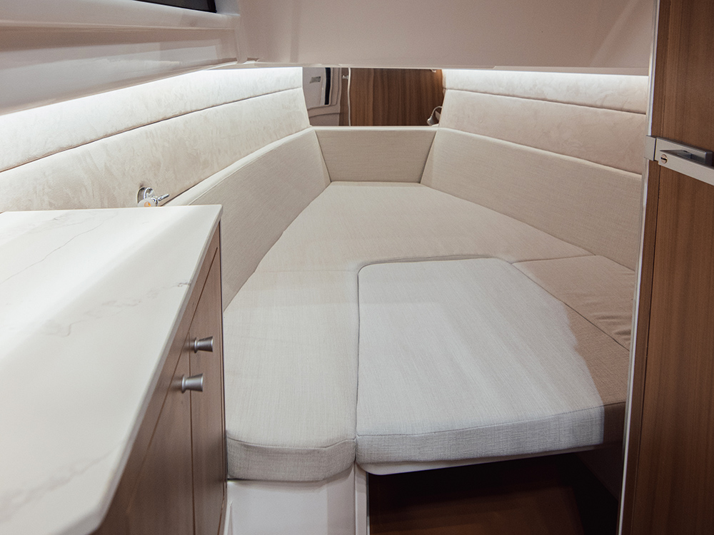 Double cabin bed to the Sterk 26 looking towards the bow
