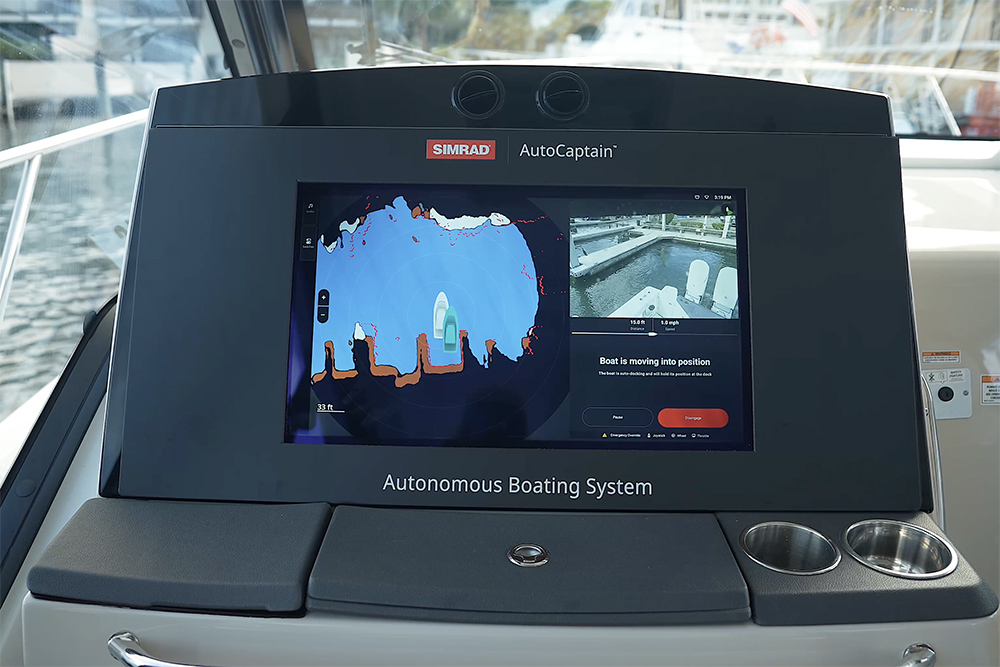 Dashboard view with Simrad AutoCaptain installed