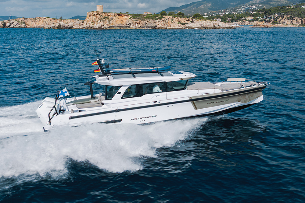 Powerboat and RIB