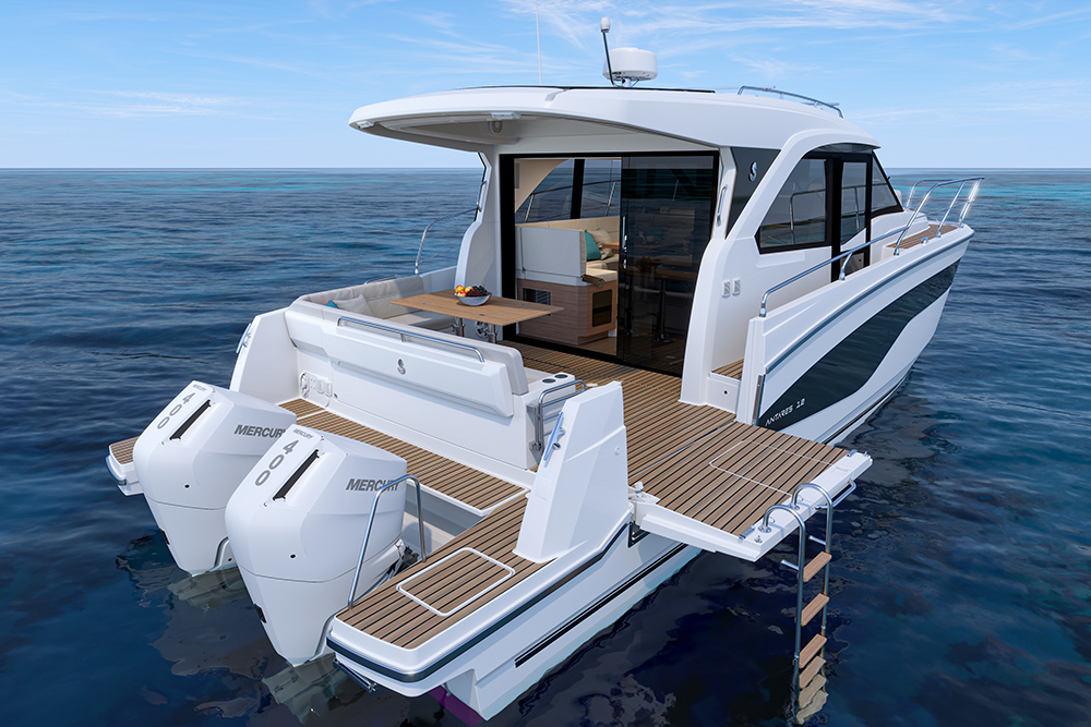 Powerboat and RIB