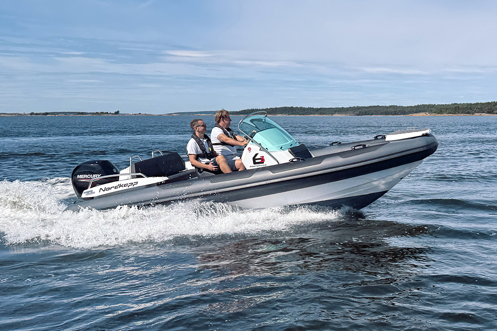 Nordkapp Airborne 6.3 RIB underway with white spray