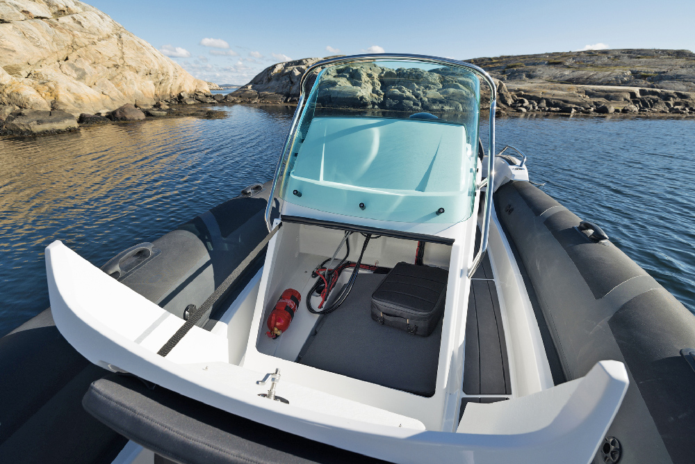 Powerboat and RIB